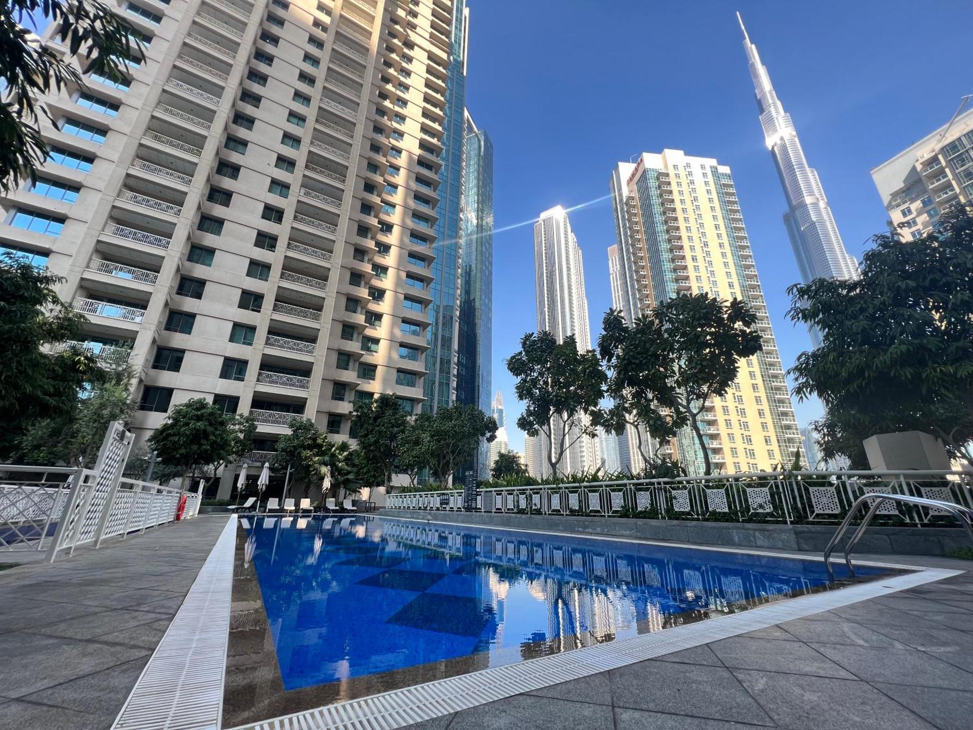 Prestige Living 2Br With Full Burj Khalifa And Fountain View By Auberge Dubai Exterior foto